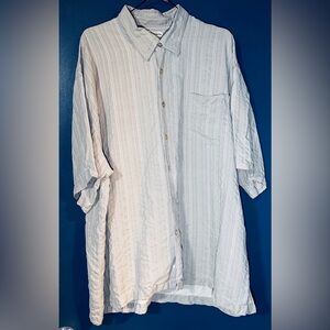 Men’s XXL Tommy Bahama casual shirt